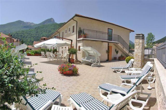 Albergo Ristorante Il Pescatore Вилета Бареа Екстериор снимка